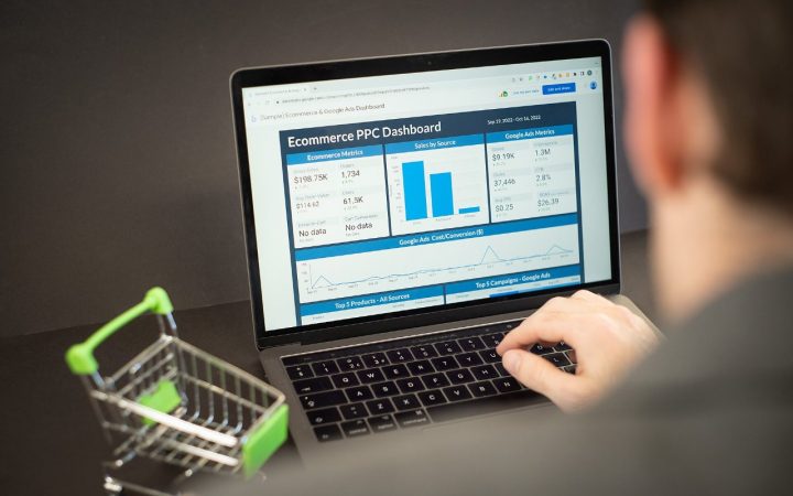 Choosing an E-Commerce Platform: WooCommerce vs Shopify vs Custom